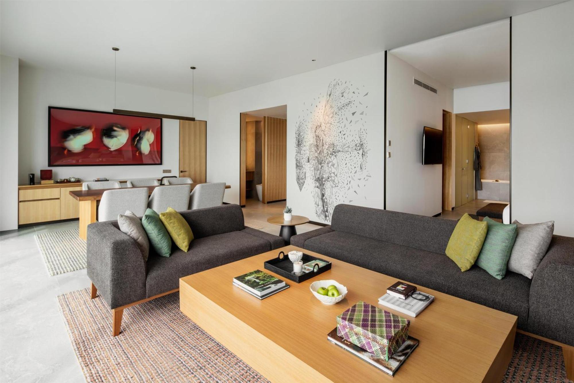 Отель Hyatt Centric Кота-Кинабалу Экстерьер фото