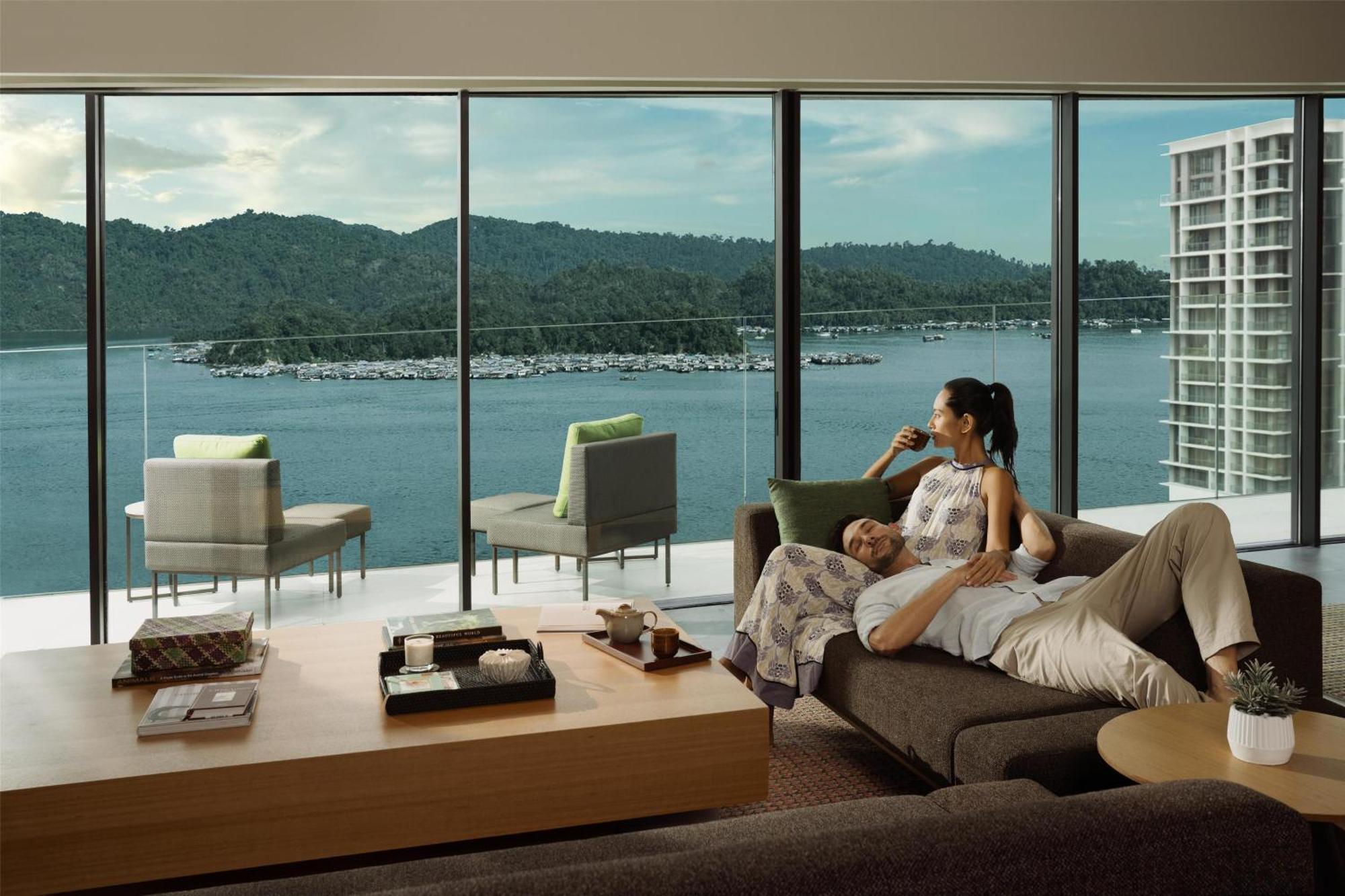 Отель Hyatt Centric Кота-Кинабалу Экстерьер фото